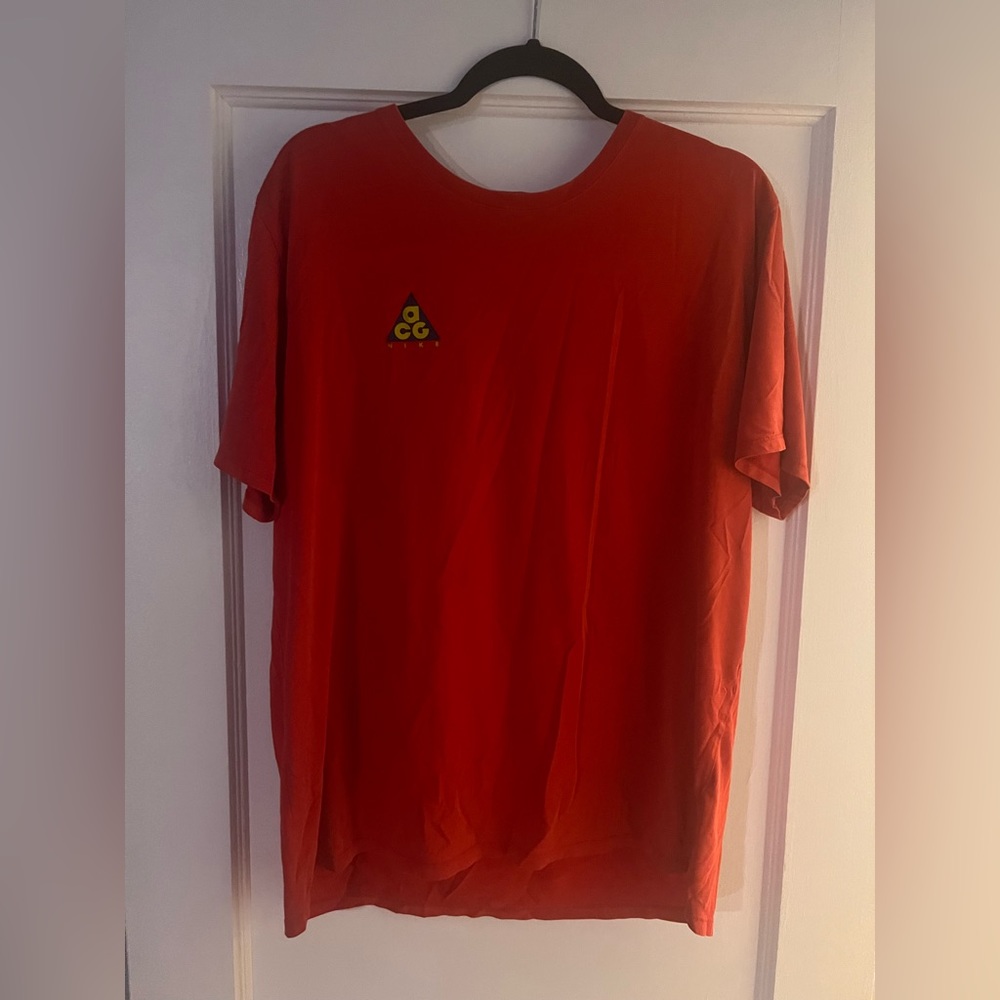 Nike ACG “We Out There” Graphic tee